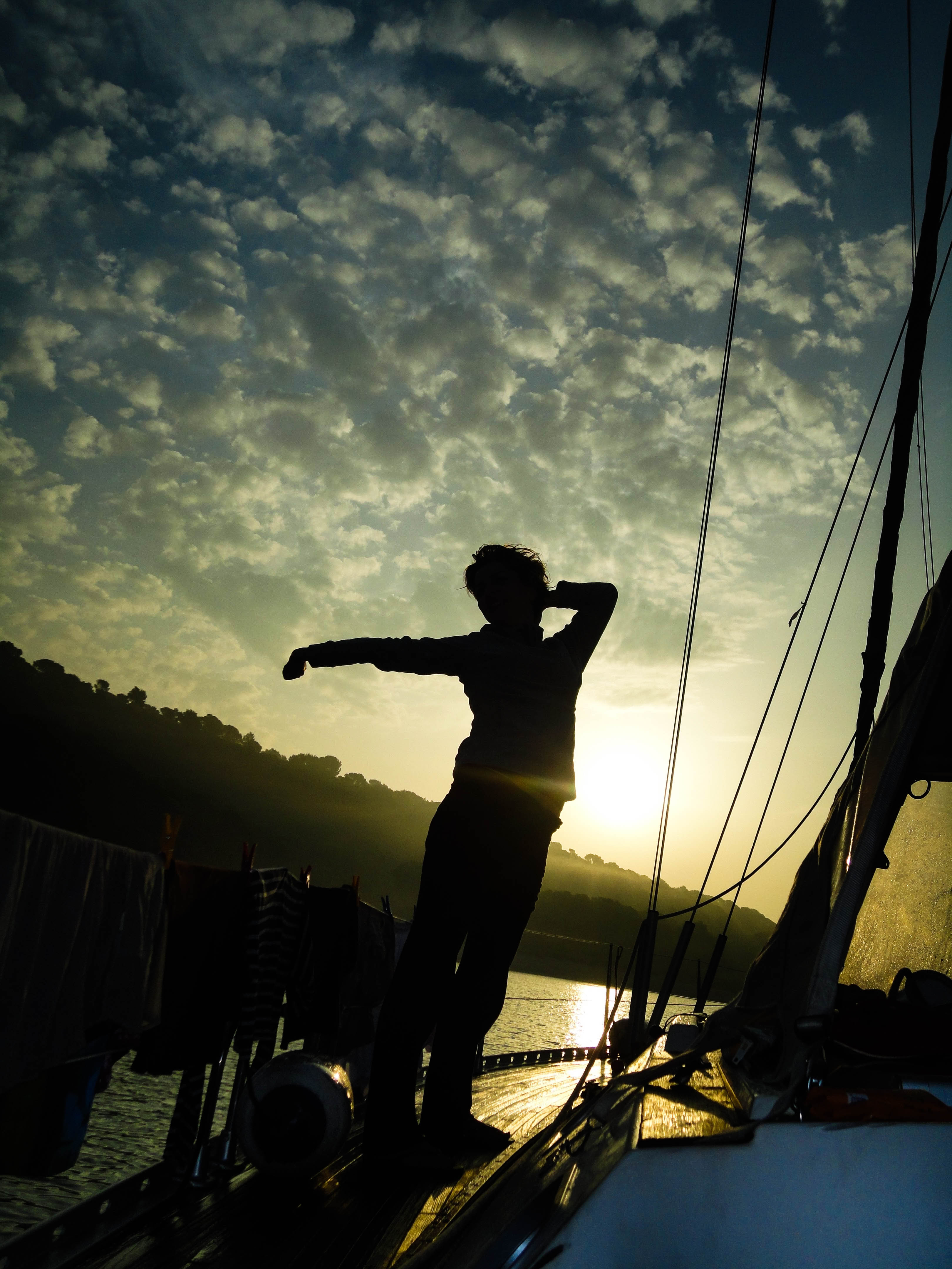 menorca sunrise morning wakeup velero sailboat the-solivagant-soul