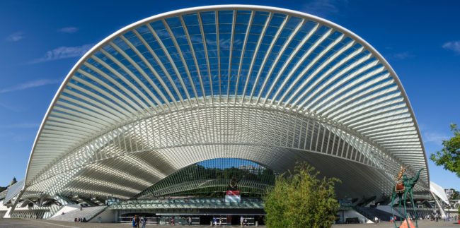 Las mejores lentes fotográficas para viajar; The best lenses for travel photography