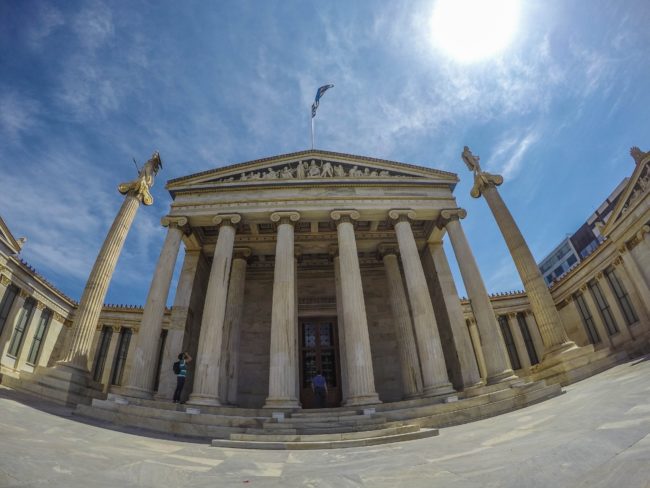 Las mejores lentes fotográficas para viajar; The best lenses for travel photography