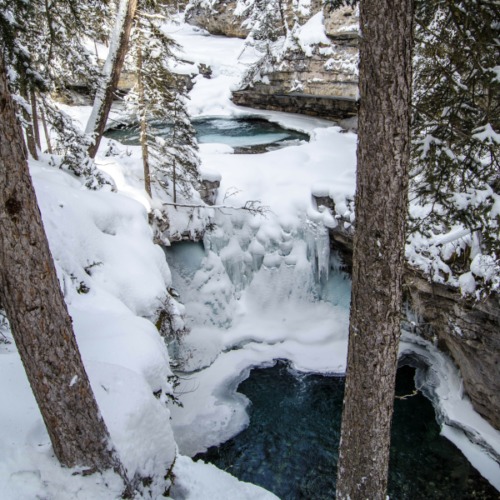 Hiking Johnston Canyon in Winter , Canada - The Solivagant Soul