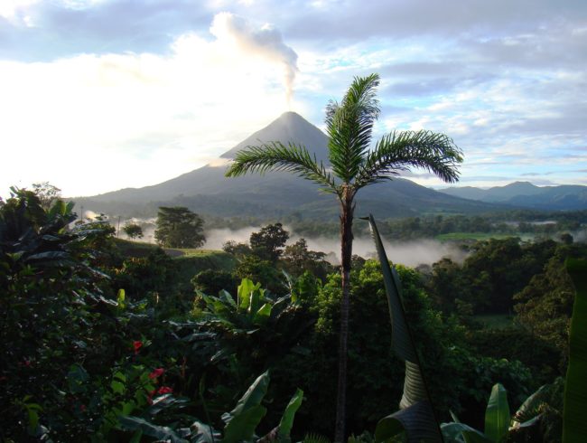 Visiting La Fortuna Waterfall in Costa Rica - The Solivagant Soul