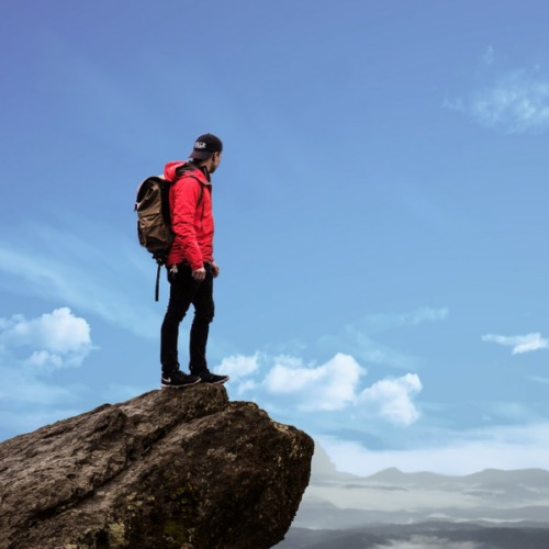 Backpacking with a camera? Backpacking usually involves bringing as little as possible, so, how to combine that with carrying a camera? In this article you will find the perfect backpacking camera! - The Solivagant Soul