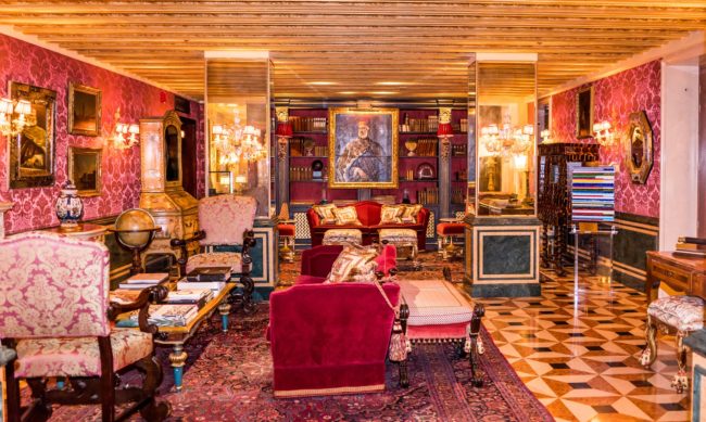Palazzo in Veneto - Where to stay in Venice | best hostels in Venice | best luxurious hotels in Venice - The Solivagant Soul