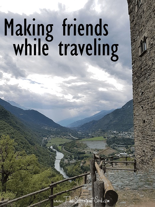 Making friends while traveling or making friends on the road is always a challenge, independently on whether you travel alone or if you travel with more people. Here you have some tips on how to get started on it.|  Solo Travel | Travel Tips | The Solivagant Soul