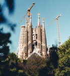 Best tips on how to avoid pickpockets in Barcelona | Travel hacks | Trip Savy | Safe travels | Tips to visit Barcelona safely | Barcelona safety | Travel Blog