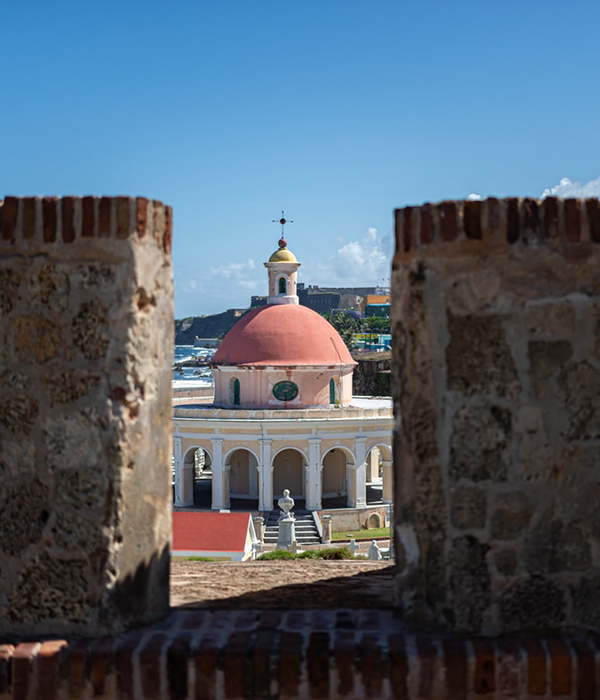 8 Things you should avoid in San Juan, Puerto Rico. From learning a little bit of the local language (Spanish) to the beaches you should avoid. Here is a detailed guide of 8 things to should never do in San Juan and one that you must. #SanJuan #PuertoRico #USA #Caribbean #beaches #summer #paradise | The Solivagant Soul Travel Blog