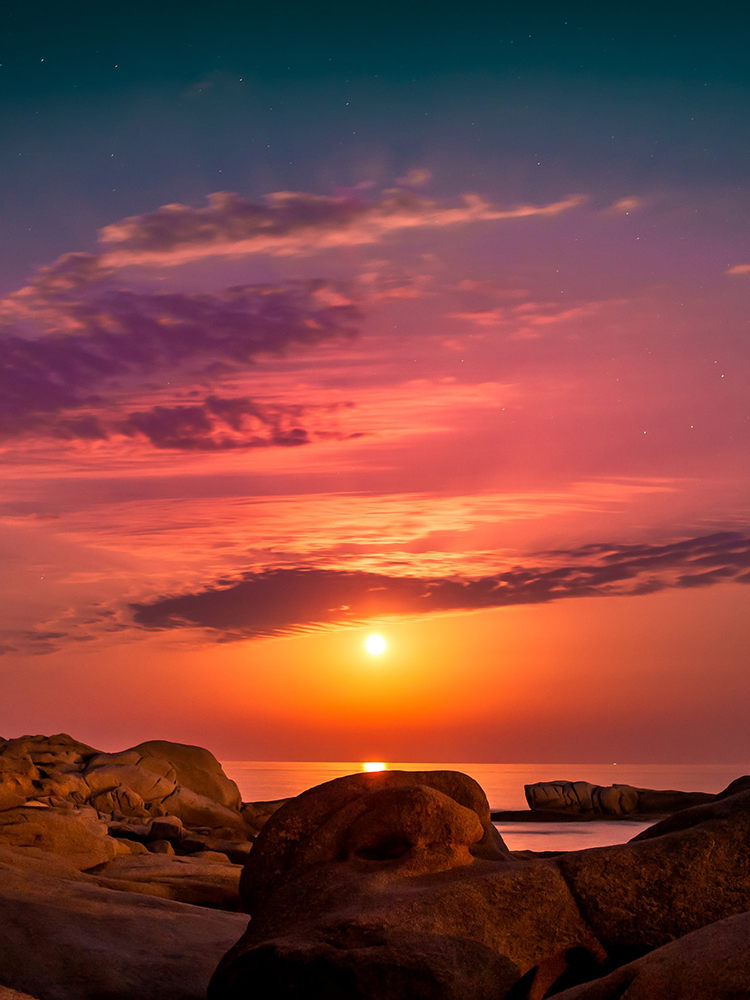 Best beaches from Barcelona, or nearby