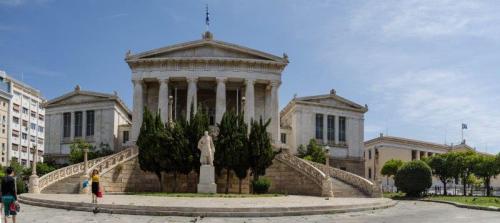 Wandering through the streets of Athens - The Solivagant Soul