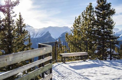 Banff Gondola in Winter - Photo Gallery | The Solivagant Soul