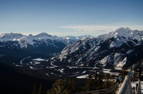 Banff Gondola in Winter - Photo Gallery | The Solivagant Soul
