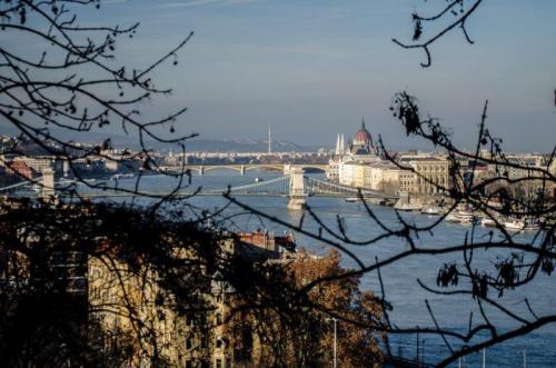 Heroes Square | Photo Journal: Budapest, a pearl in the Danube | The Solivagant Soul